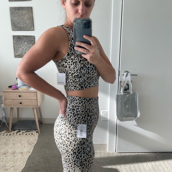 JOSIE NATORI | Matching Cheetah Print Active or Lounge Set - Picture 7 of 10